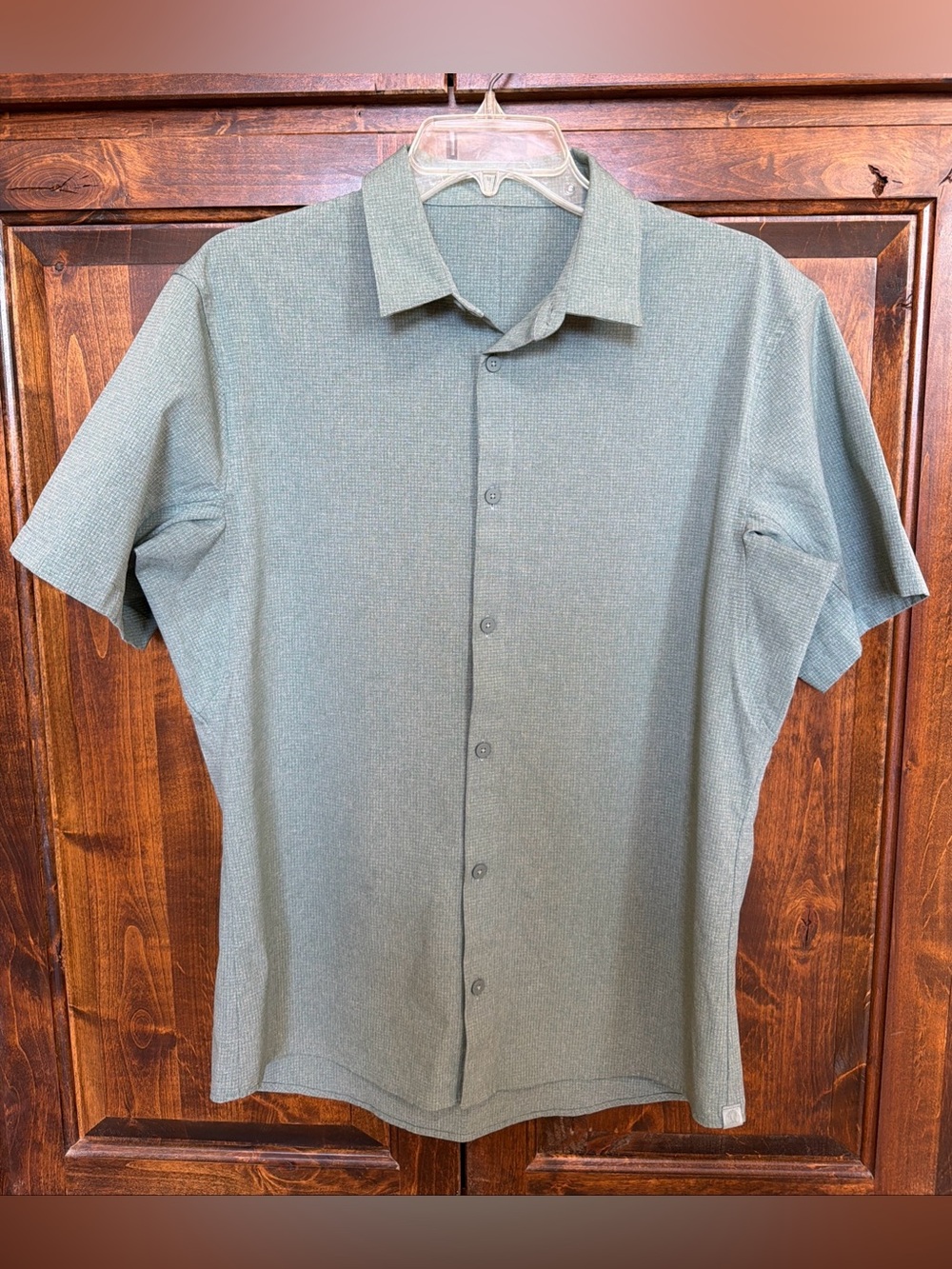 Lululemon Airing Easy Short Sleeve Shirt Mens Medium WovenAir Green